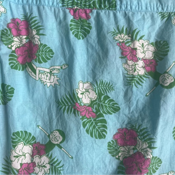 Rick & Morty Mens SeaFoam Blue Hawaiian Button-Down Shirt Short Sleeve SZ M - Picture 10 of 14